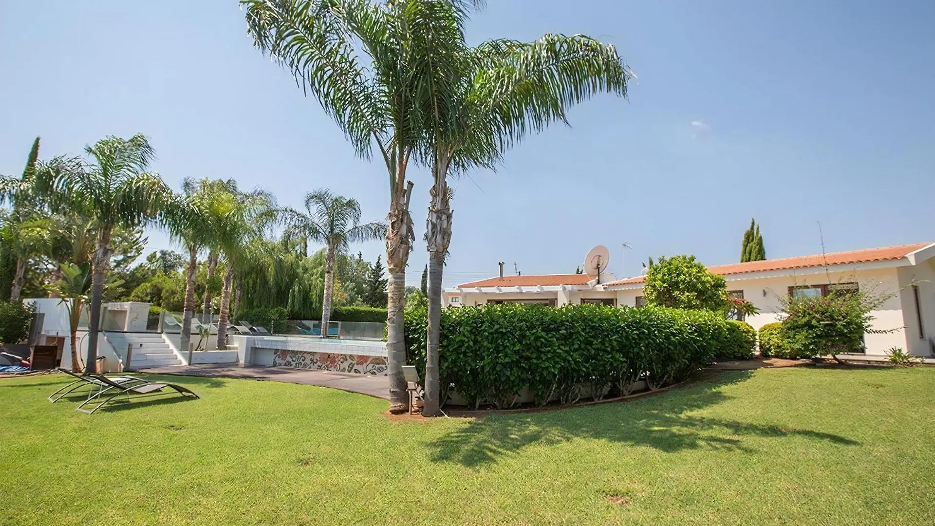 Villa Protaras Sunshine, Stylish 4Bdr Villa With Pool, Close To Fig Tree Bay Beach Кипр